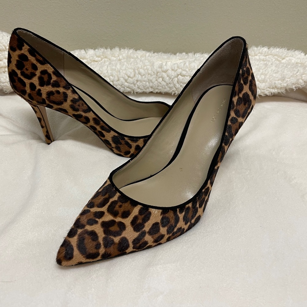 Ann Taylor hair calf leopard print heels